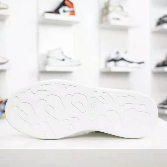 Alexander McQueen , men's styles small blue shoes - Picture 7 of 9